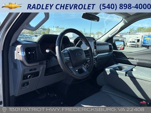 Used 2025 Ford F150 XLT w/ Equipment Group 301A Standard AWD/4WD image 4