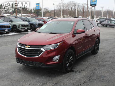 Used 2020 Chevrolet Equinox LT w/ Driver Convenience Package image 8