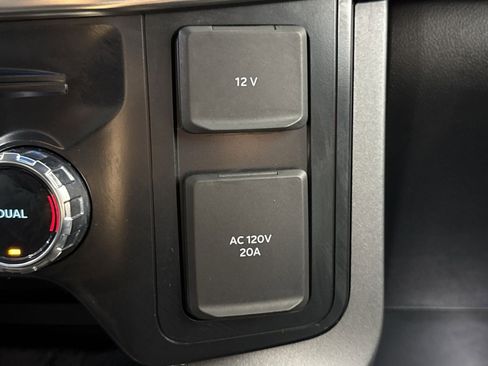 Used 2023 Ford F150 Lariat w/ Equipment Group 502A High image 30