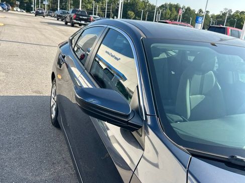 Used 2016 Honda Civic LX image 4