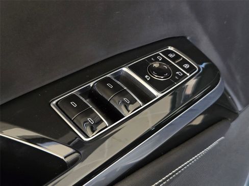 Used 2026 Cadillac Escalade V w/ LPO, ONYX Package AWD/4WD image 25