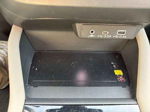 Certified 2025 Subaru Forester Premium w/ Convenience Package #2 image 36