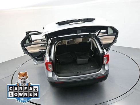Used 2022 Ford Explorer XLT RWD image 40