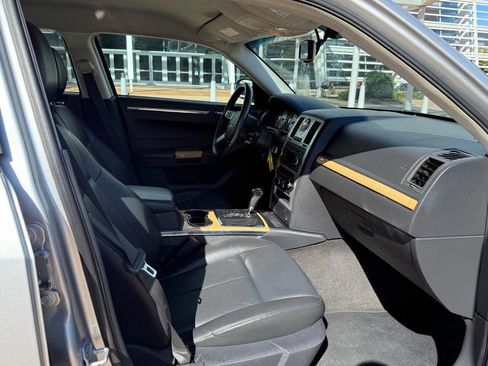 Used 2008 Chrysler 300 Limited image 20