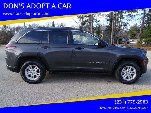 Used 2023 Jeep Grand Cherokee Laredo image 1