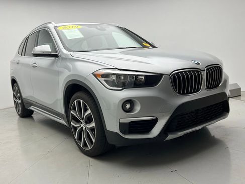 Used 2019 BMW X1 sDrive28i w/ Convenience Package FWD image 2
