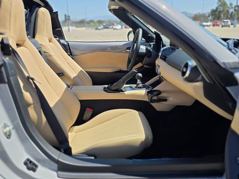 New 2026 MAZDA MX-5 Miata RF Grand Touring w/ Weather Package RWD image 10