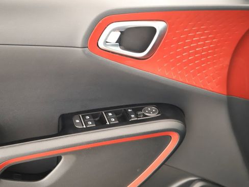 Used 2023 Kia Soul GT-Line FWD image 22