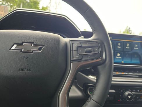 Used 2024 Chevrolet Silverado 1500 ZR2 w/ Technology Package AWD/4WD image 34