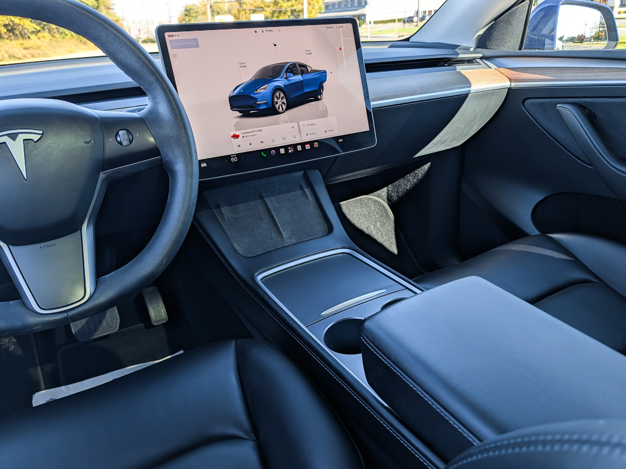 Used 2023 Tesla Model Y Long Range AWD/4WD image 23