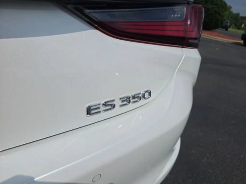 Used 2019 Lexus ES 350 w/ Premium Package FWD image 11