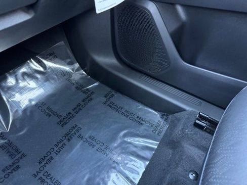 New 2026 Chevrolet Equinox RS AWD/4WD image 25