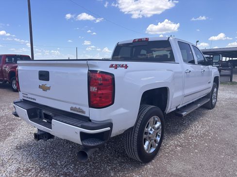 Used 2019 Chevrolet Silverado 2500 High Country w/ Duramax Plus Package AWD/4WD image 6