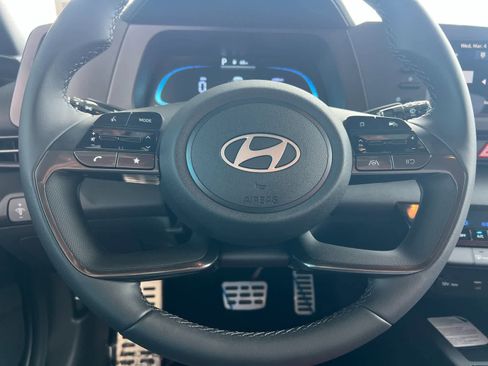 New 2026 Hyundai Elantra Sport image 23