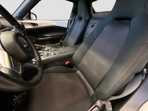 Used 2019 MAZDA MX-5 Miata RF Club image 13