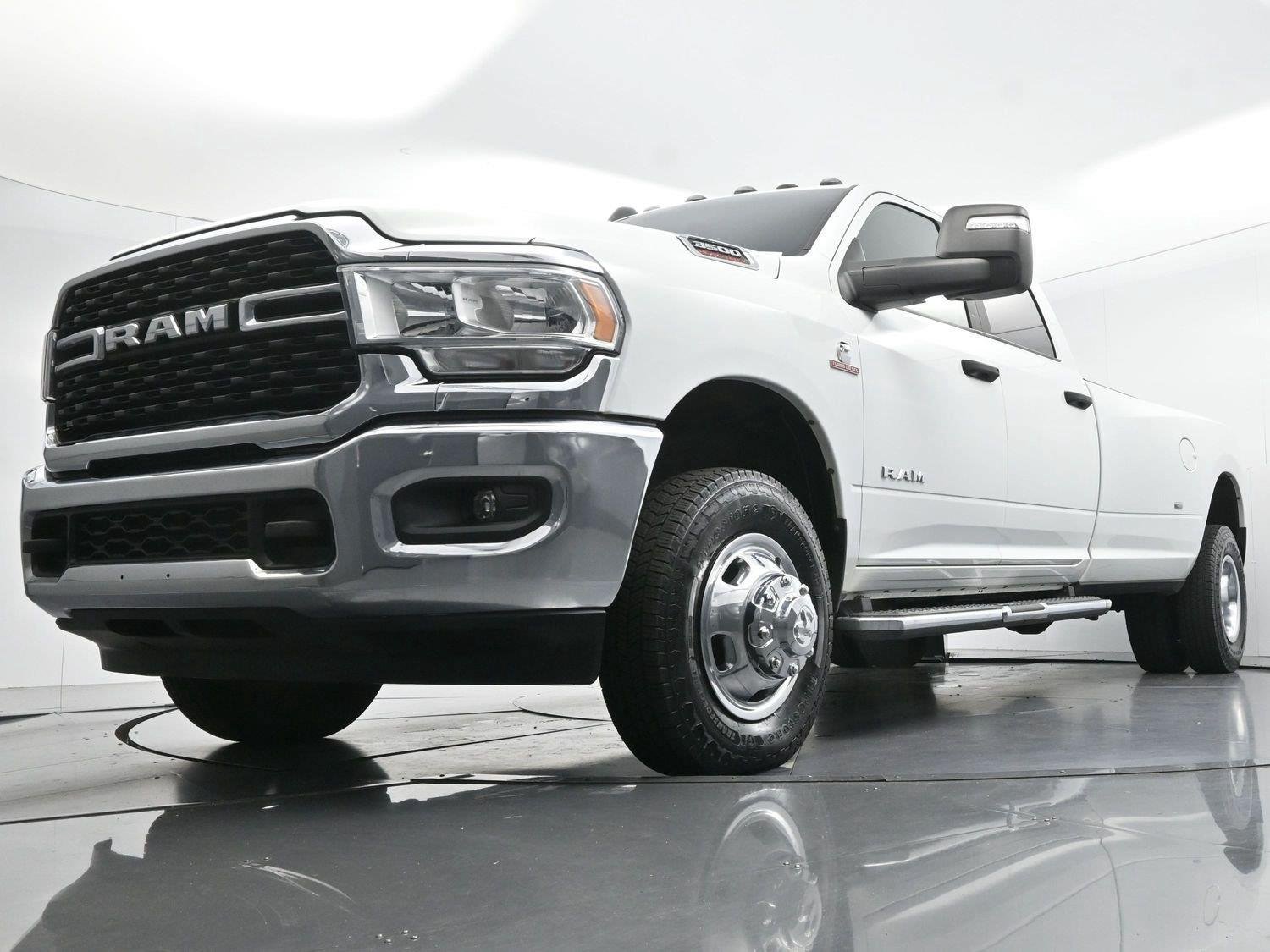 Used 2024 RAM 3500 Big Horn AWD/4WD image 44