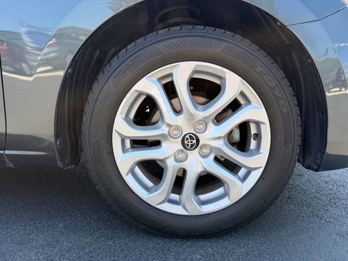 Used 2017 Toyota Yaris iA FWD image 28
