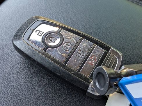 Used 2021 Lincoln Nautilus Reserve w/ Cargo Utility Package image 32