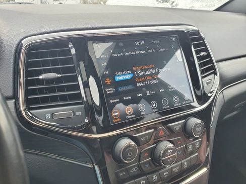 Used 2020 Jeep Grand Cherokee Limited X image 31