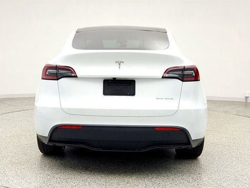 Used 2024 Tesla Model Y Long Range image 6