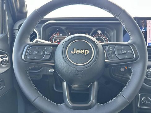 New 2026 Jeep Gladiator Sport AWD/4WD image 14