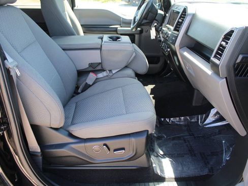 Used 2018 Ford F150 XLT w/ Equipment Group 302A Luxury AWD/4WD image 12