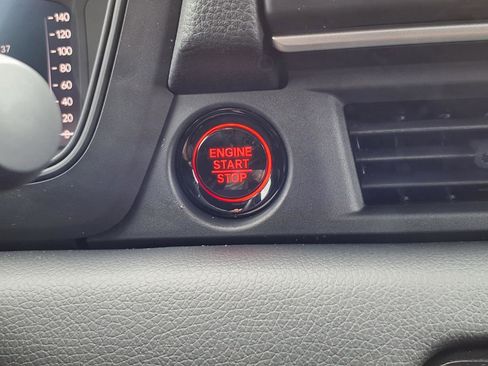 New 2026 Honda Pilot Sport image 8