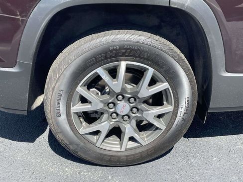 Used 2021 GMC Acadia SLE w/ Driver Convenience Package FWD image 9