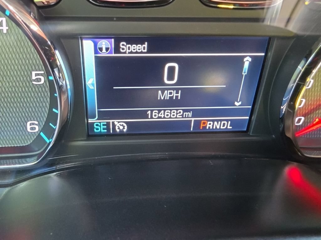 Used 2018 Chevrolet Silverado 1500 LT w/ All Star Edition AWD/4WD image 10