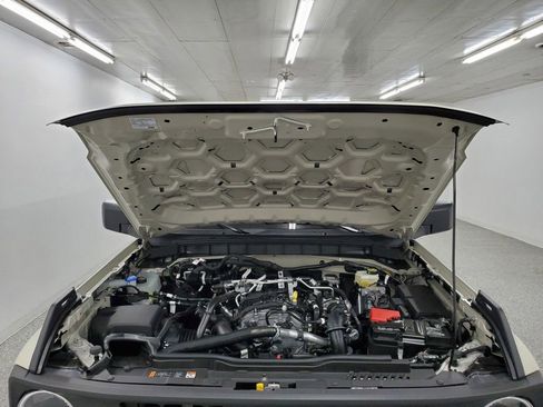 New 2025 Ford Bronco Big Bend image 9