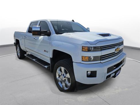 Used 2018 Chevrolet Silverado 2500 LTZ w/ Duramax Plus Package image 3