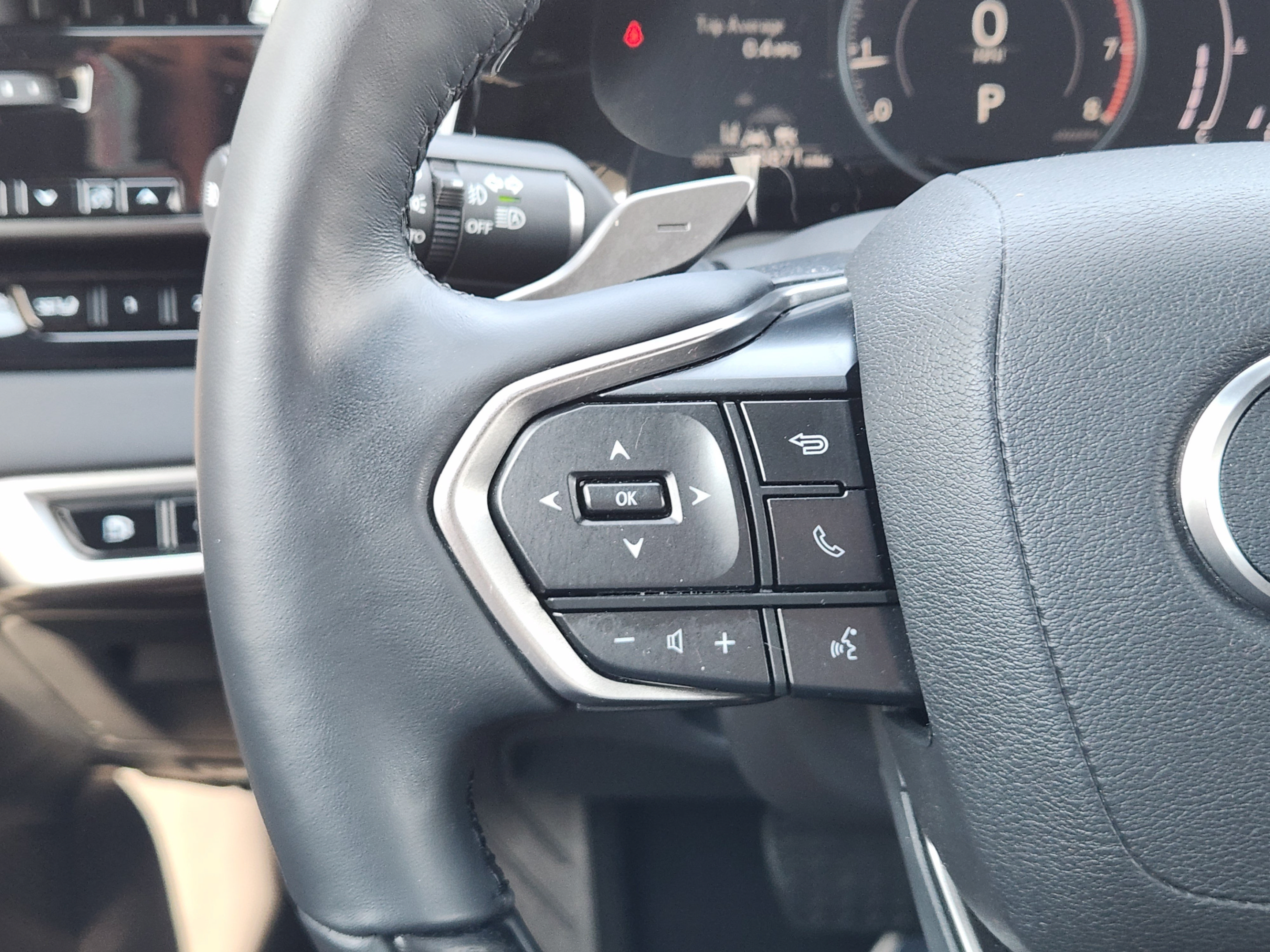Certified 2024 Lexus RX 350 Premium Plus w/ Accessory Package (Z1) FWD image 25