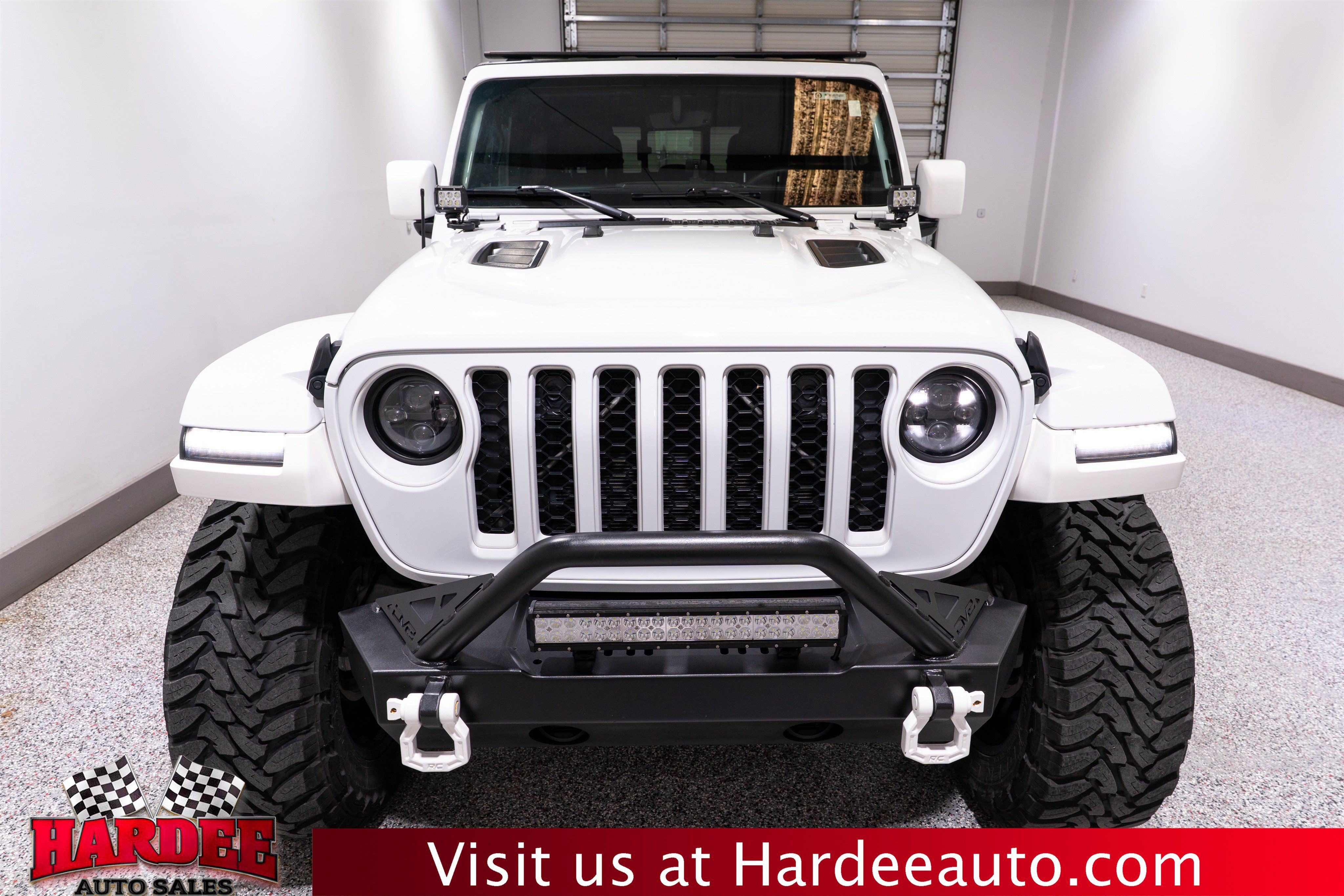 Used 2023 Jeep Gladiator Rubicon w/ Cold Weather Group AWD/4WD image 7