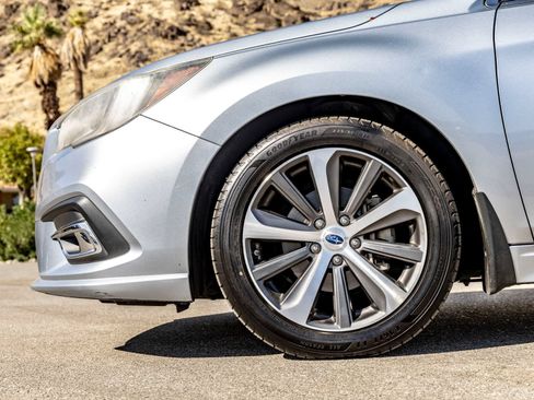 Used 2018 Subaru Legacy 2.5i Limited AWD/4WD image 4