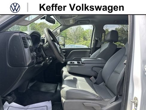 Used 2019 Chevrolet Silverado 2500 W/T w/ WT Convenience Package RWD image 12
