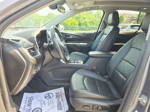 Used 2018 Chevrolet Equinox Premier AWD/4WD image 16