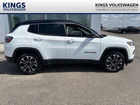 Used 2023 Jeep Compass Limited AWD/4WD image 8