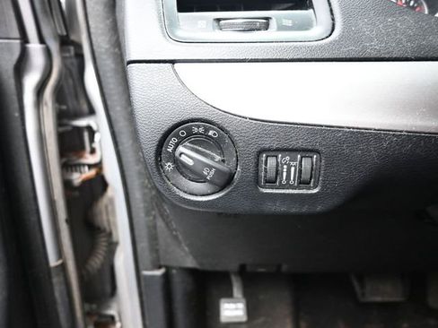 Used 2018 Dodge Grand Caravan GT image 17