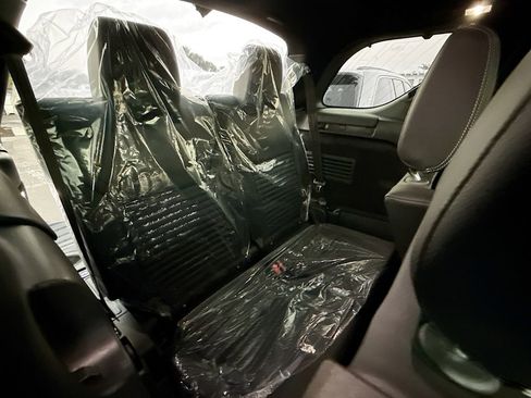 Used 2023 Land Rover Discovery S R-Dynamic image 31