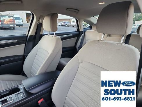 Used 2019 Ford Fusion S image 11