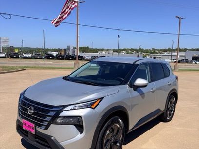 Used 2024 Nissan Rogue SV