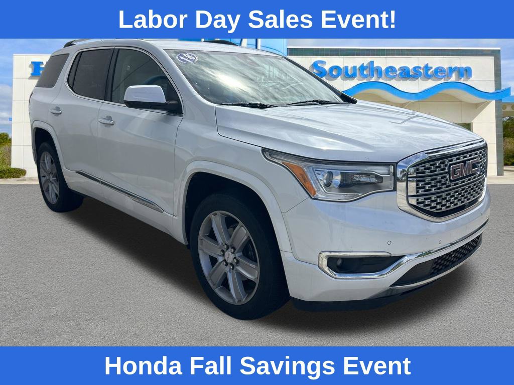 Used 2018 GMC Acadia Denali w/ Technology Package FWD image 3