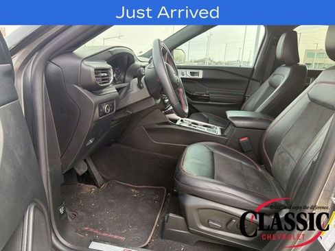 Used 2023 Ford Explorer ST-Line w/ Class IV Trailer Tow Package image 28