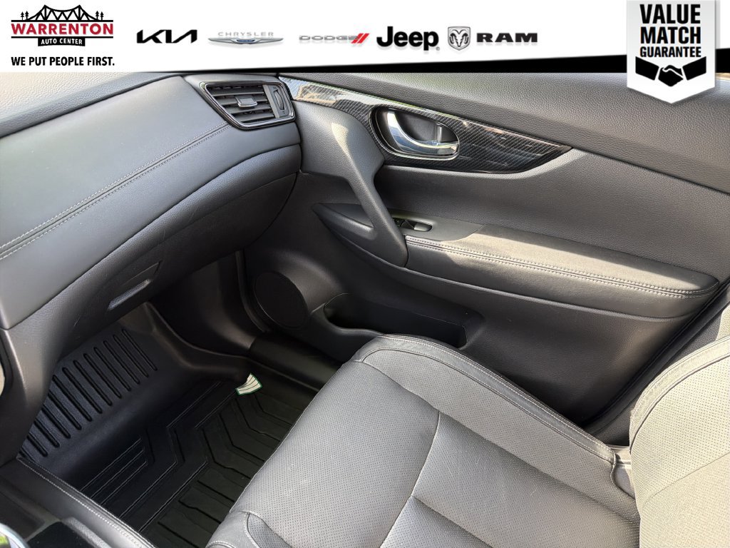 Used 2018 Nissan Rogue SL FWD image 27
