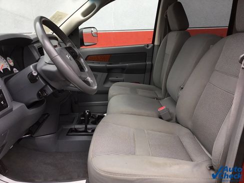 Used 2006 Dodge Ram 2500 Truck SLT image 31