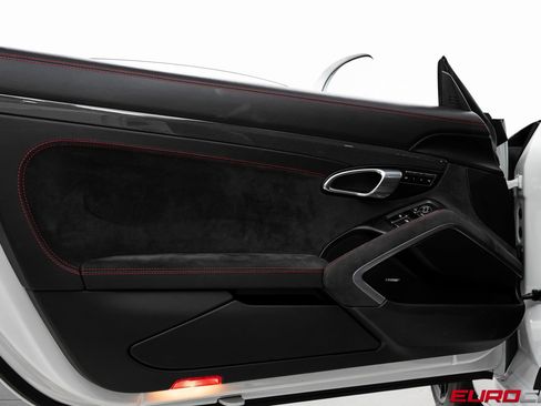 Used 2019 Porsche 911 GT3 RS image 24