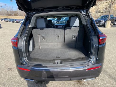 Used 2021 Buick Enclave Essence w/ Experience Buick Package image 24