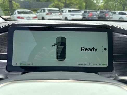 Used 2023 Rivian R1S Adventure AWD/4WD image 29