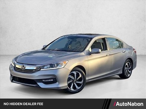 Used 2017 Honda Accord EX image 1