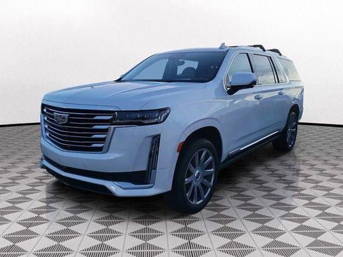 Certified 2023 Cadillac Escalade ESV Premium Luxury Platinum AWD/4WD image 3